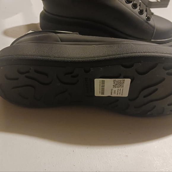 Alexander McQueen sneakers - Picture 4 of 6